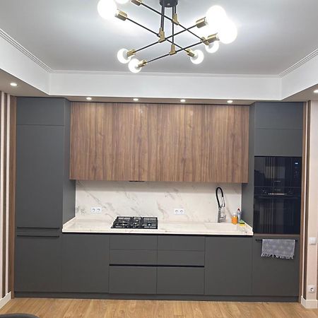 Tbilisi Hilton Apartment מראה חיצוני תמונה