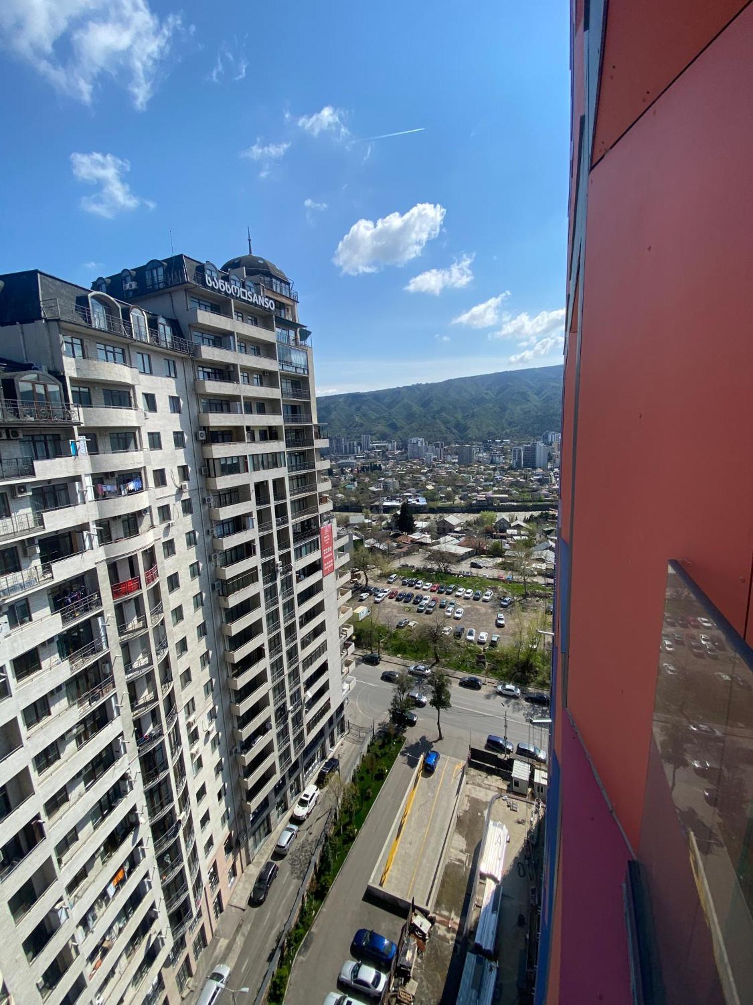 Tbilisi Hilton Apartment מראה חיצוני תמונה