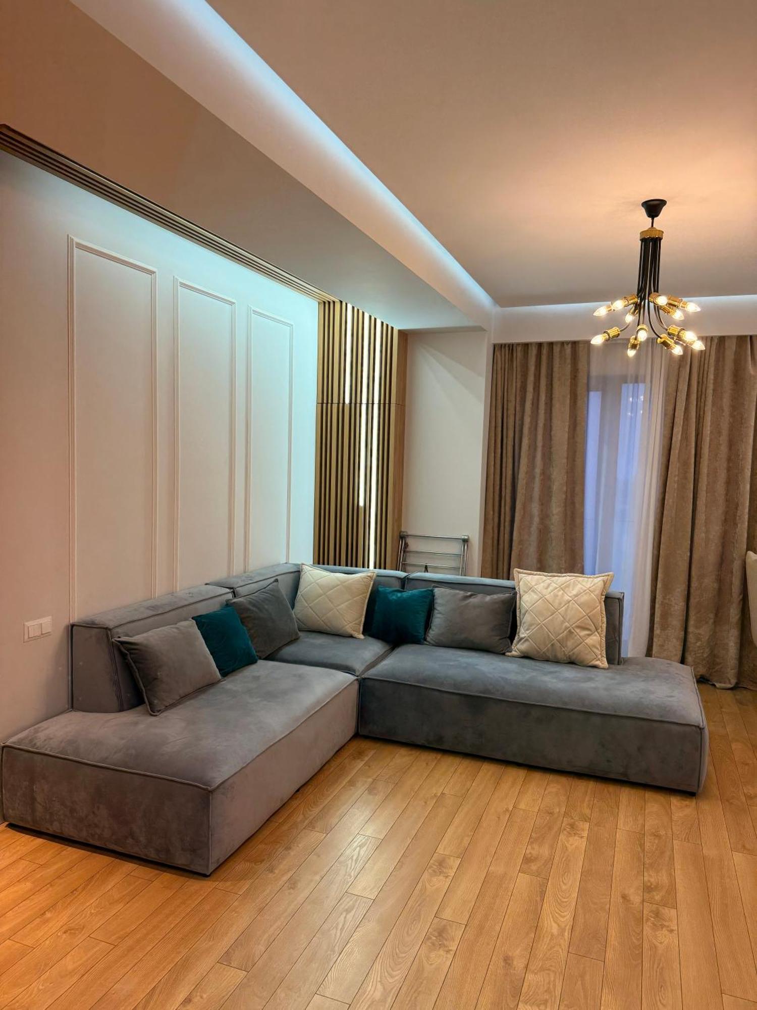Tbilisi Hilton Apartment מראה חיצוני תמונה
