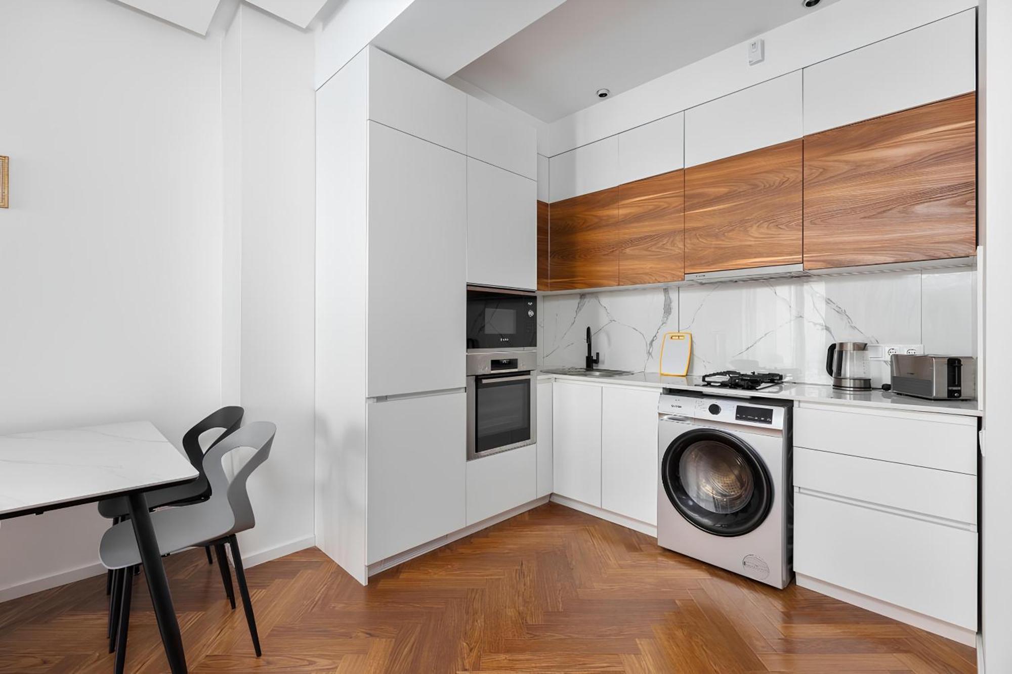 Tbilisi Hilton Apartment מראה חיצוני תמונה