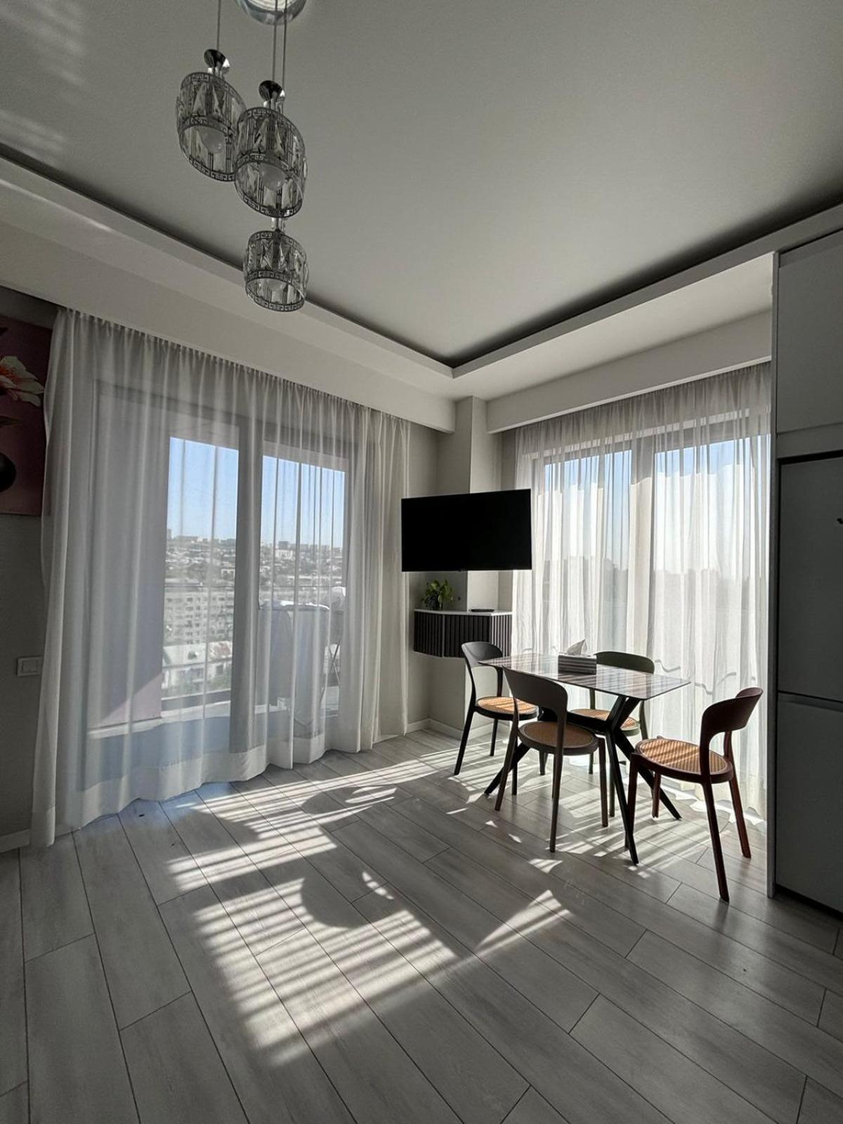 Tbilisi Hilton Apartment מראה חיצוני תמונה